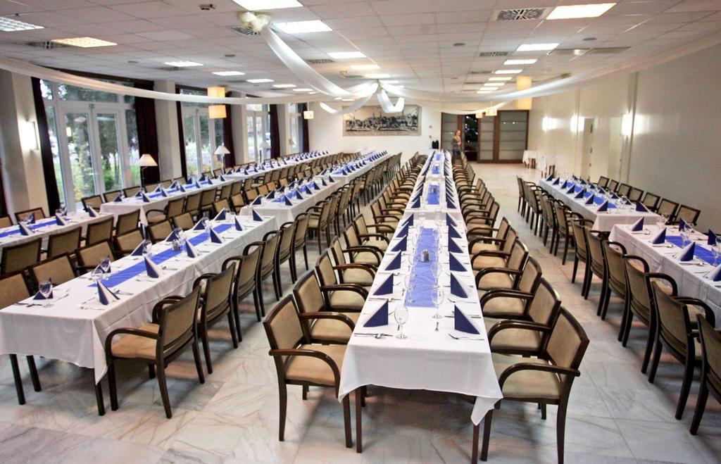 Hotel Claudius Szombathely Esterno foto